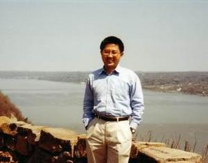 Dr. John (Jizhong) Xiao